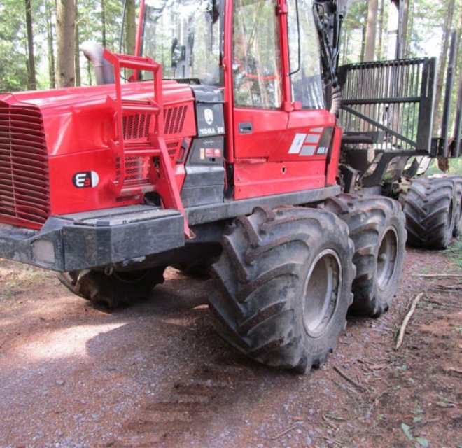 TIANLI forestry tire 30.5L-32 DH35.5L-32 18.4-34 28L-26 68X50.00-32 700/70-34 600/55-26.5 600/60-30.5 700/50-26.5 710/40-24.5 800/35-22.5 780/50-28.5 710/45R26.5 68X60.0-32 68X70.00-32 66X43.00-25 67X34.00-25 67X34.00-26 DH73X44.00-32 750/55-26.5 