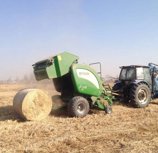 Balers / Bale feeders / Bale Carriers